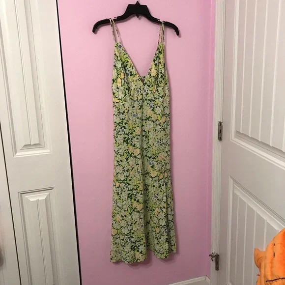 slim fit dress slacks Debbie Floral Tie Back Dress – Renari Boutique